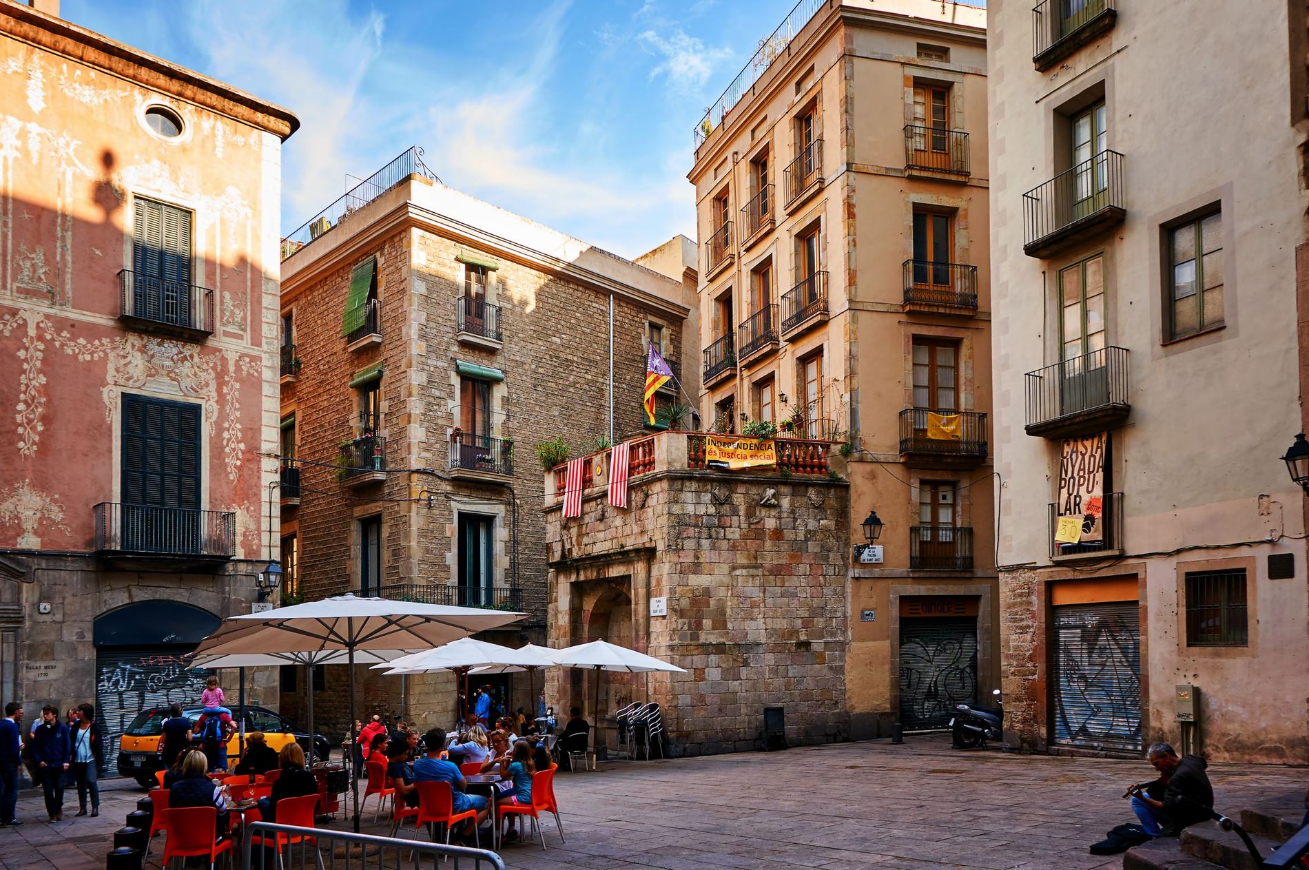 BARCELLONA SOGGIORNO STUDIO 5.jpeg